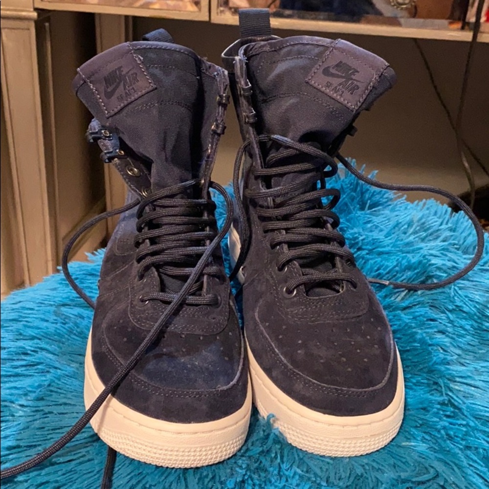 High top nike